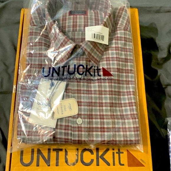 UNTUCKit Other - UNTUCKit Long Sleeve Button Up